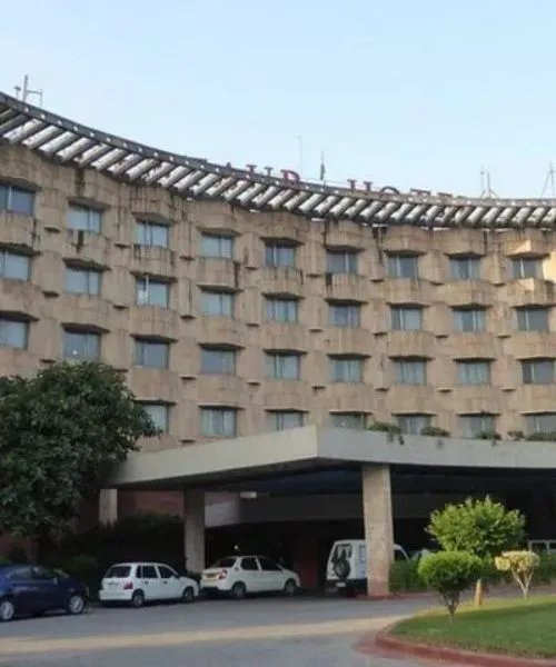 VIP Centaur Hotel Escorts